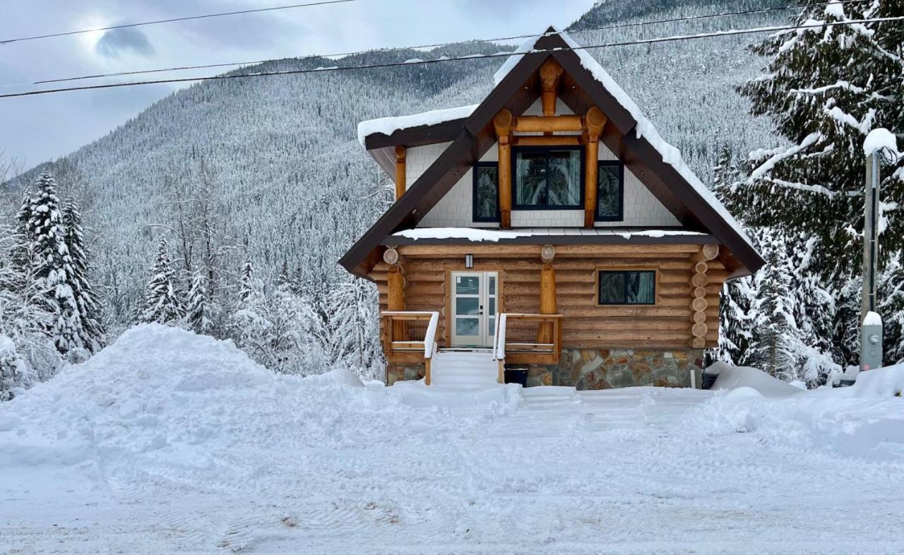 Douglas Fir Retreat, Mtn Views And Expansive Deck Villa Sunshine Valley Exterior photo